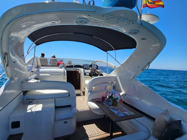 Noleggio Barca a motore con o senza skipper Fairline a Marbella