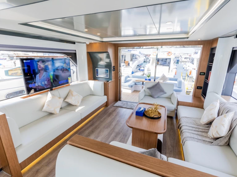 Noleggio barche Dubai Marina economico 1