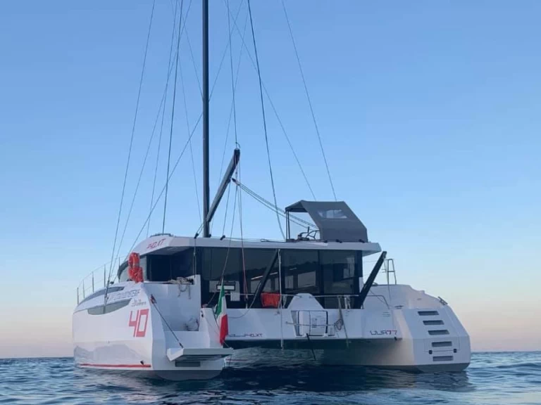 Noleggio Catamarano a Zara –  Delta F40-XT