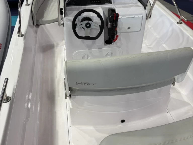 4XC H19CC da affittare a  San Fiorenzo