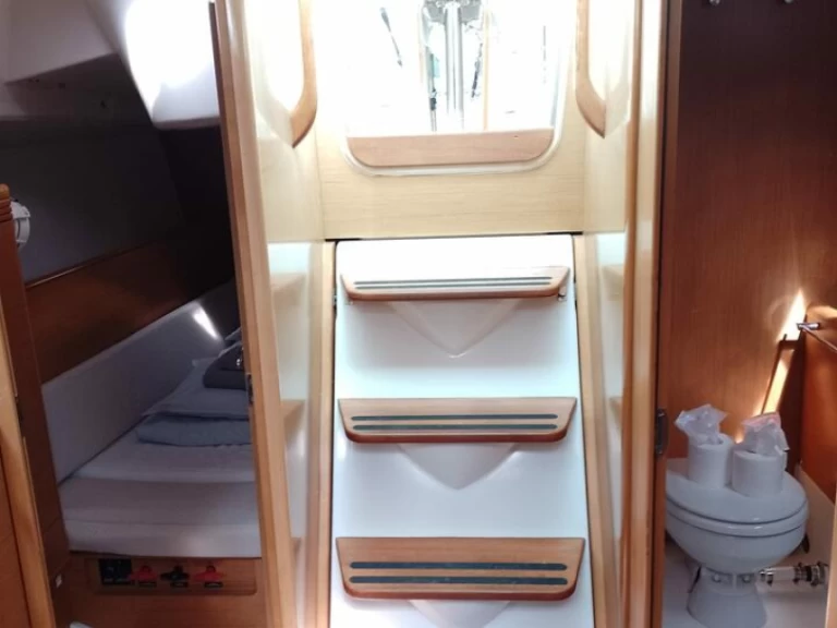 Noleggio Barca a vela a Gouviá – Jeanneau Sun Odyssey 33i