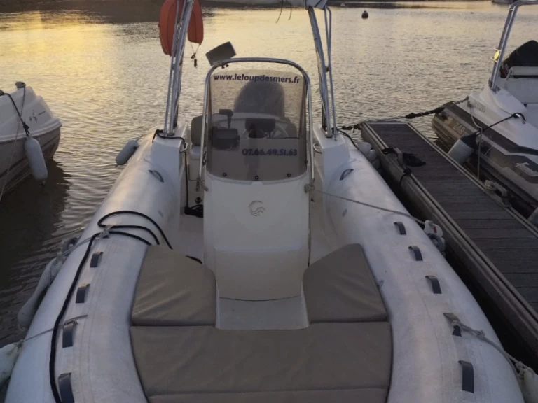 Gommone a noleggio a Châtelaillon-Plage al miglior prezzo