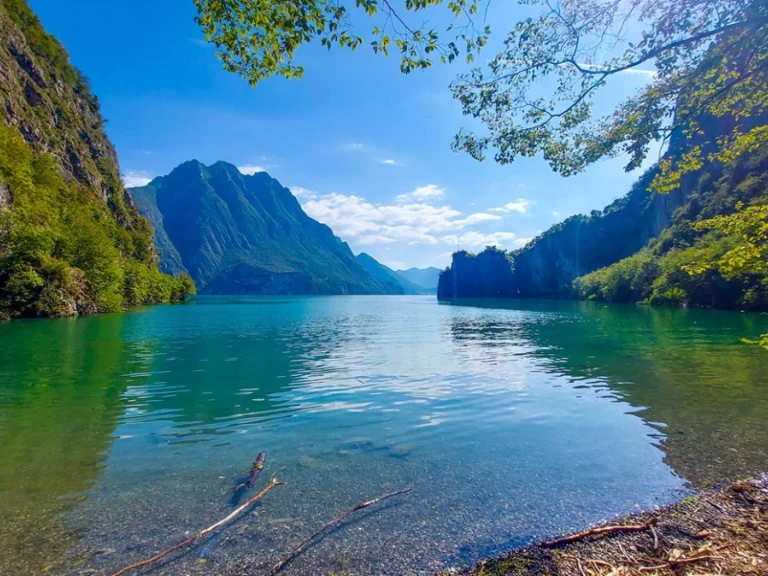 Noleggio a Lovere – cantiere archetti Motoscafo su SamBoat