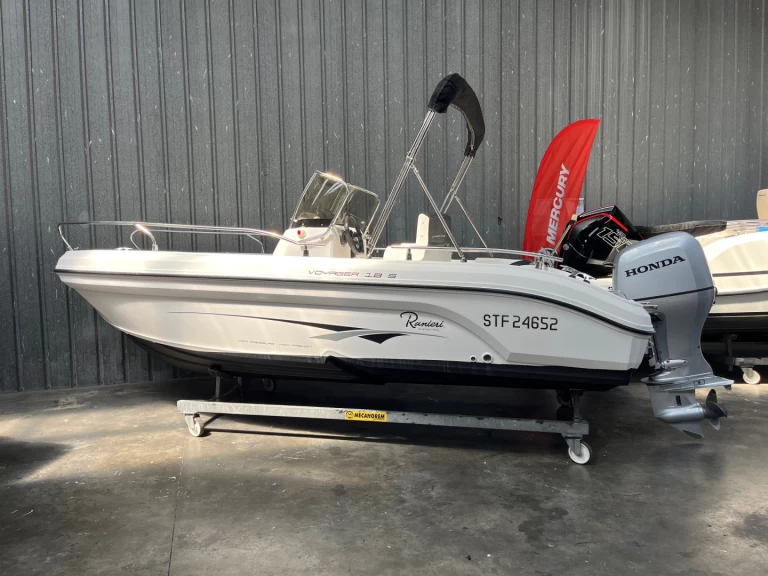 Ranieri Voyager 18 S da affittare a  Gruissan