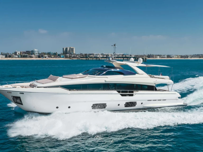 Noleggio Yacht di lusso a New England – Ferretti SOL SHINE 