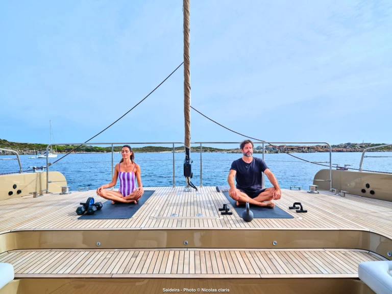 Noleggio Yacht di lusso Moon Yacht con patente nautica