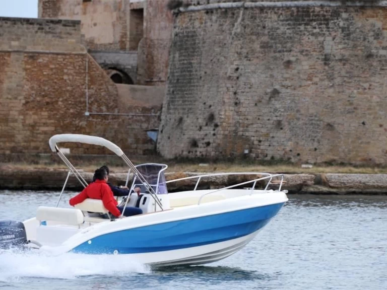 Noleggio Barca a motore a Sirmione – Marine site  Marine Site 18 Open Galeazzi