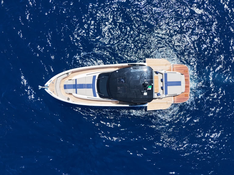Noleggio barche Cayman 540WA a Sorrento su Samboat