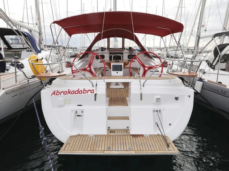 Noleggio Barca a vela Elan con patente nautica