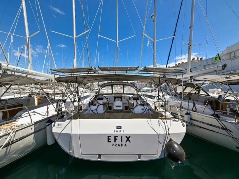 Noleggiare una Bavaria Bavaria C45 a Zara