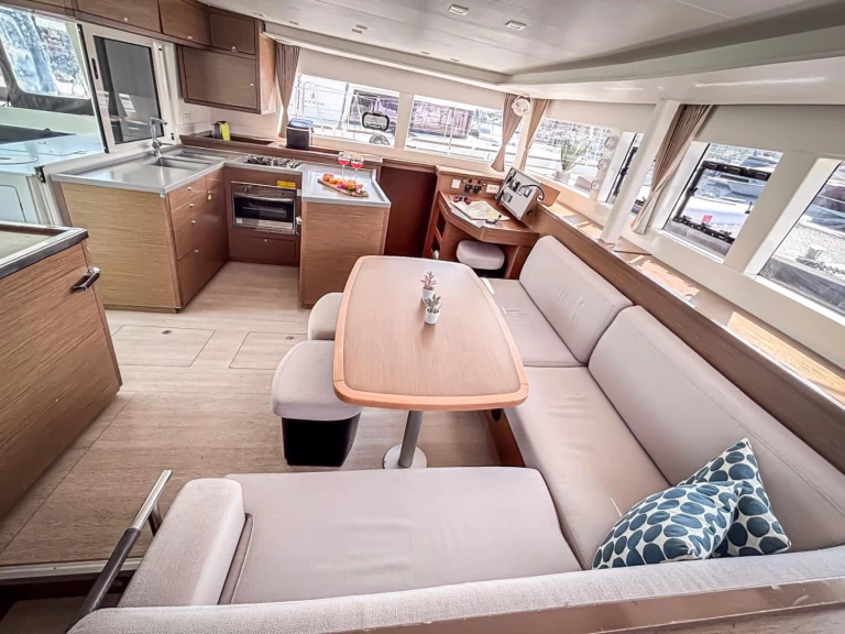 Noleggiare una Lagoon Lagoon 450 F a Primošten