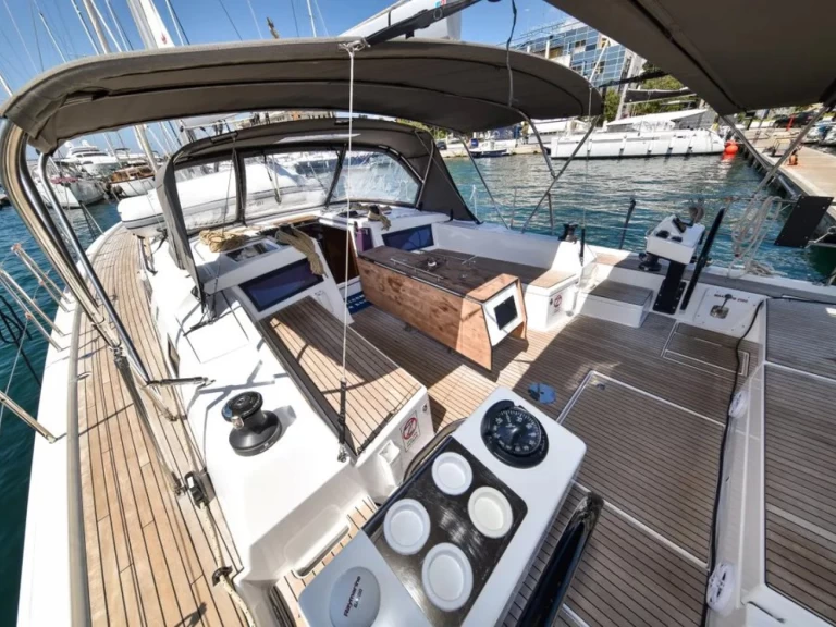 Noleggio Barca a vela con o senza skipper Dufour a Zara