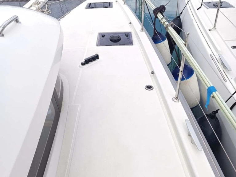 Noleggiare una Excess Excess 11 a Gouviá