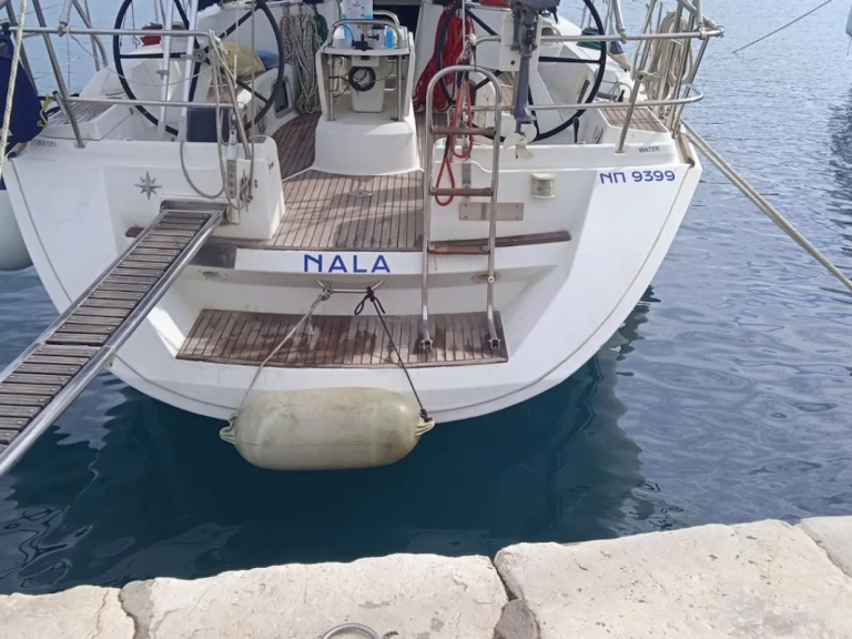 Noleggio Barca a vela Jeanneau con patente nautica