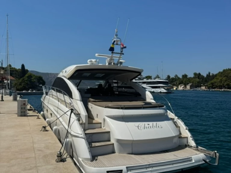 Noleggio barche Princess Princess V53 a Macarsca su Samboat