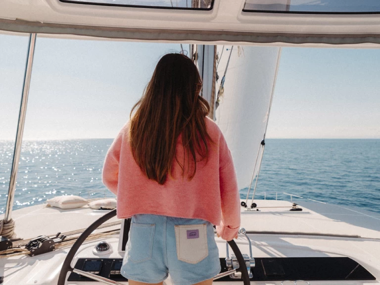 Noleggio Catamarano a Napoli – Lagoon Lagoon 46 Iconic