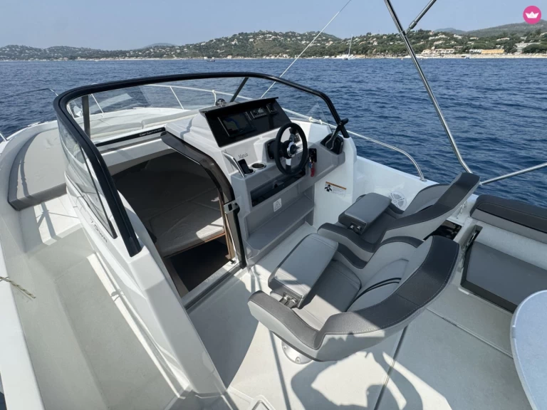Noleggio a Francia – Jeanneau Cap Camarat 7.5 WA su SamBoat