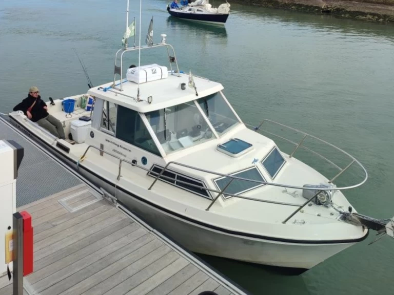 arcoa yachting france artaban 760 da affittare a  La Vieille Perrotine