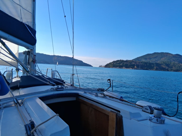 Noleggio barche Cantiere Del Pardo Grand Soleil 40 a La Spezia su Samboat