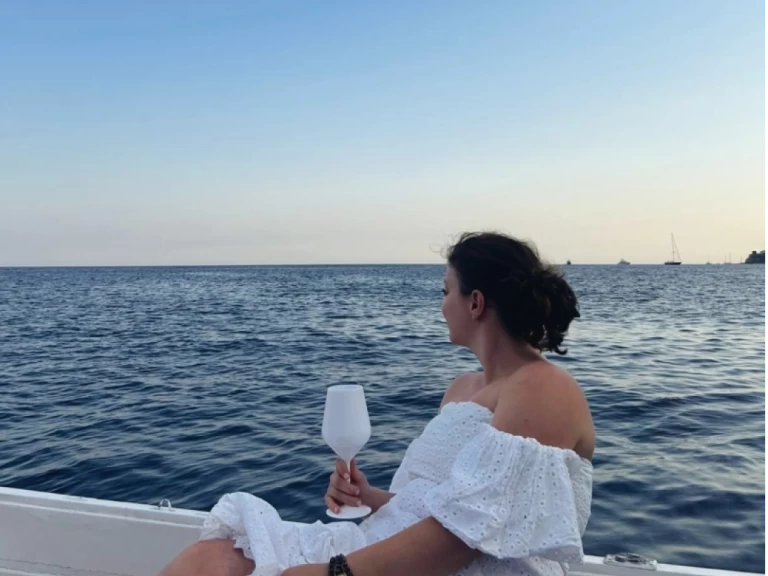 Noleggio Barca a motore Apreamare con patente nautica