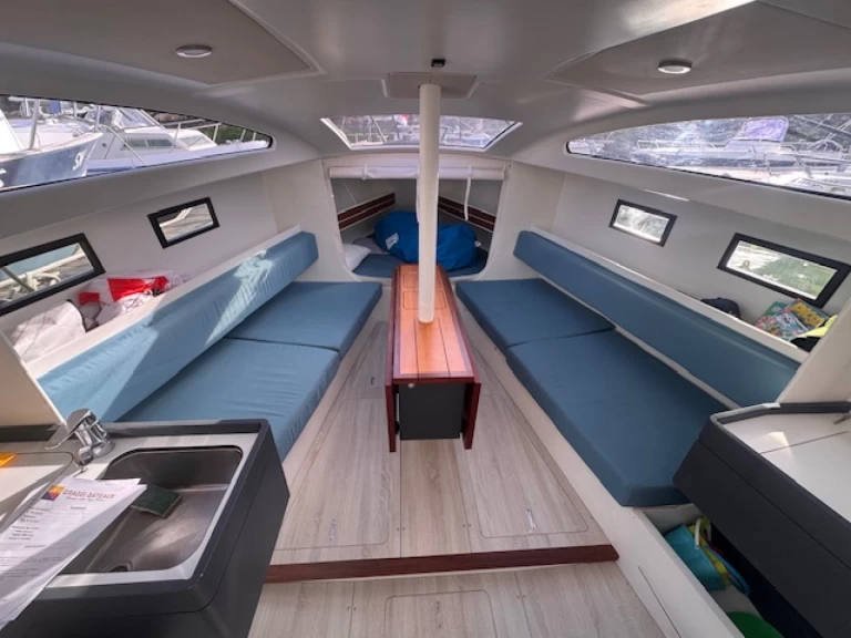 Barca a vela a noleggio a La Rochelle al miglior prezzo