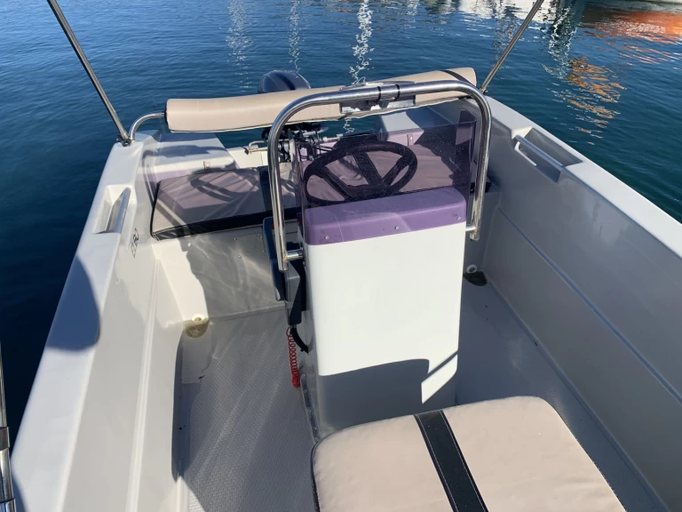 Noleggio barche Prusa Marine Prusa 450 a Propriano su Samboat