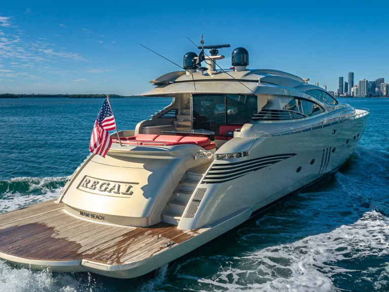 Noleggio Yacht di lusso a South Miami Beach – Pershing Pershing 90