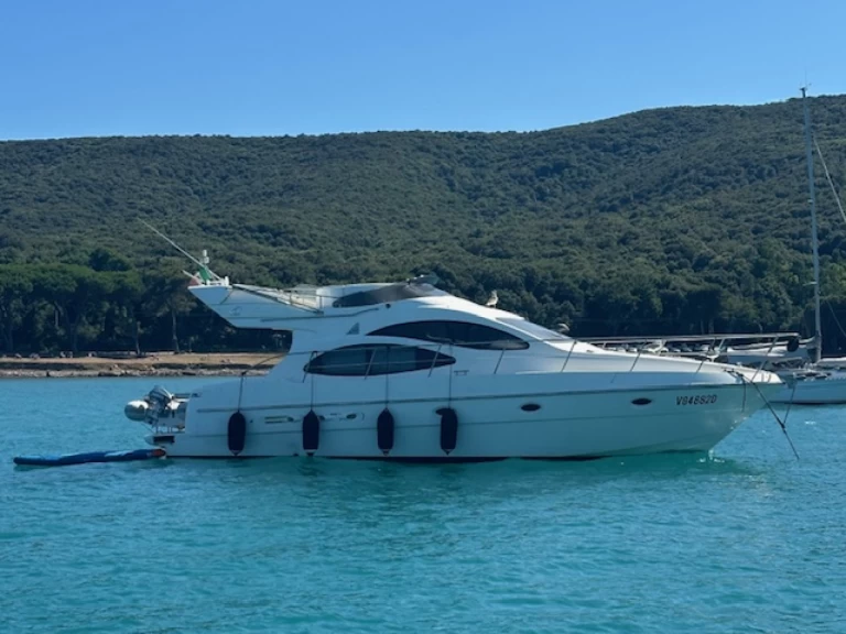 Noleggio a San Vincenzo – Azimut Azimut 42 Fly su SamBoat