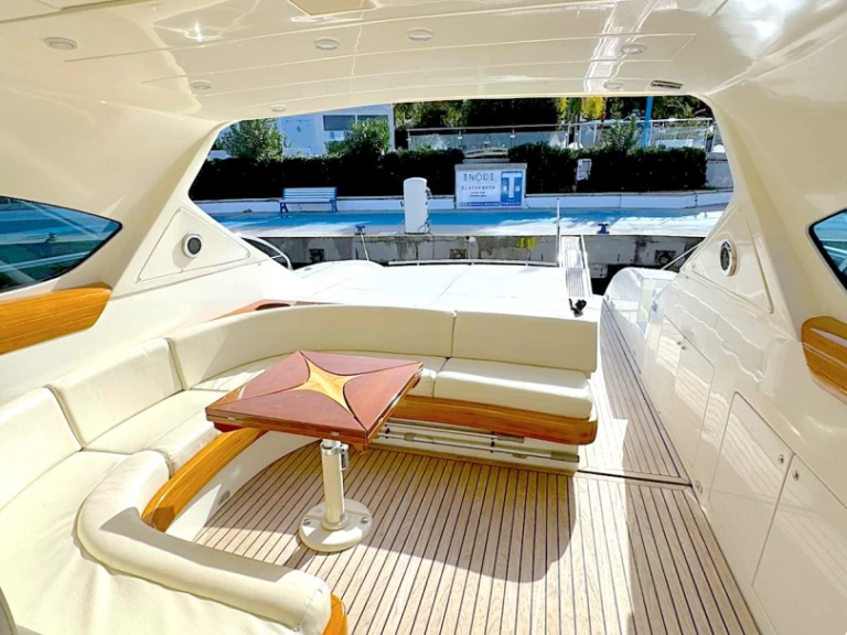 Noleggio Barca a motore con o senza skipper Conam a Tropea