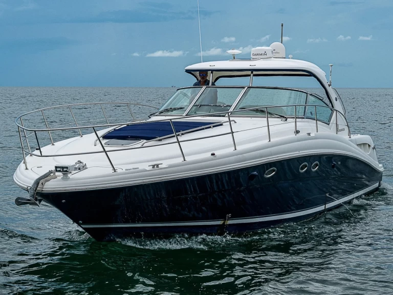 Noleggio barche Sea Ray SUNDANCER 420 a Key West su Samboat