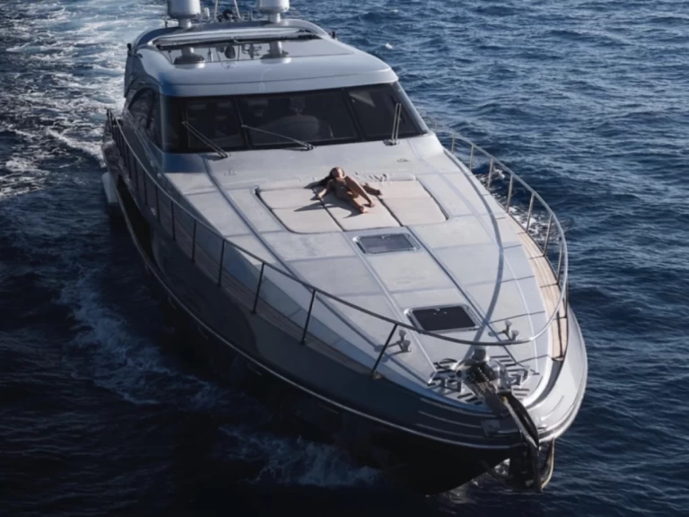 Yacht di lusso a noleggio a Ibiza Town al miglior prezzo