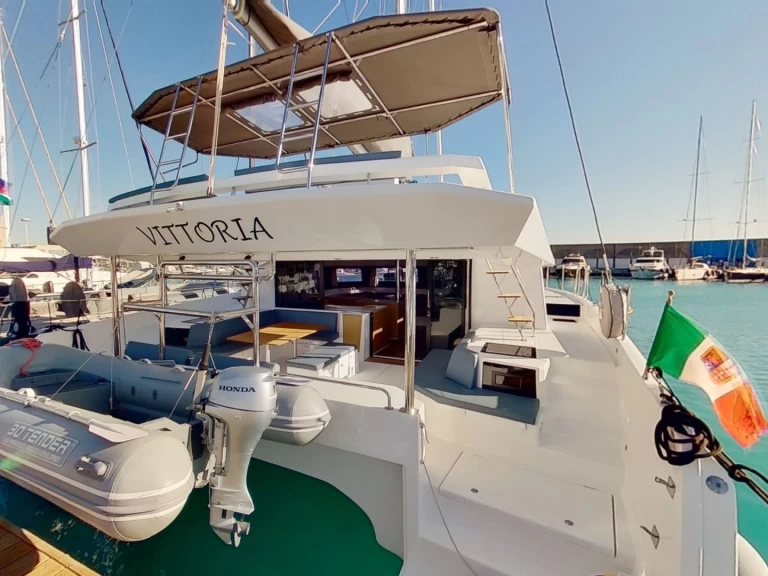 Noleggio a Olbia – Dufour Dufour Catamarans 48 Sail su SamBoat