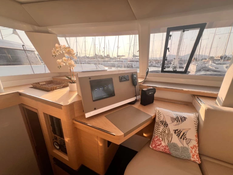 Catamarano a noleggio a Olbia al miglior prezzo