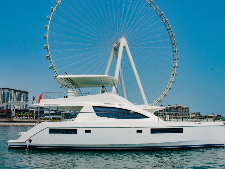 Noleggio barche Azimut X6 a Dubaï harbour su Samboat