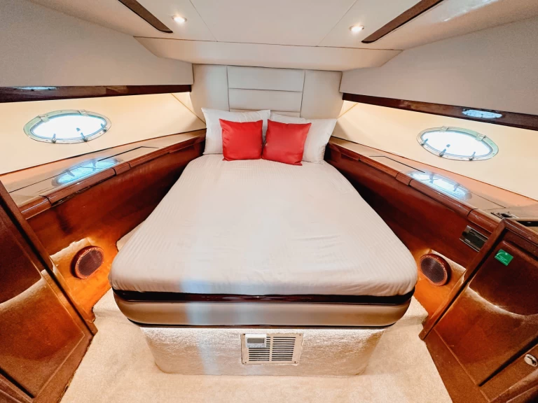 Noleggiare una Gulf Craft - Majesty Yachts X4 a Dubaï harbour