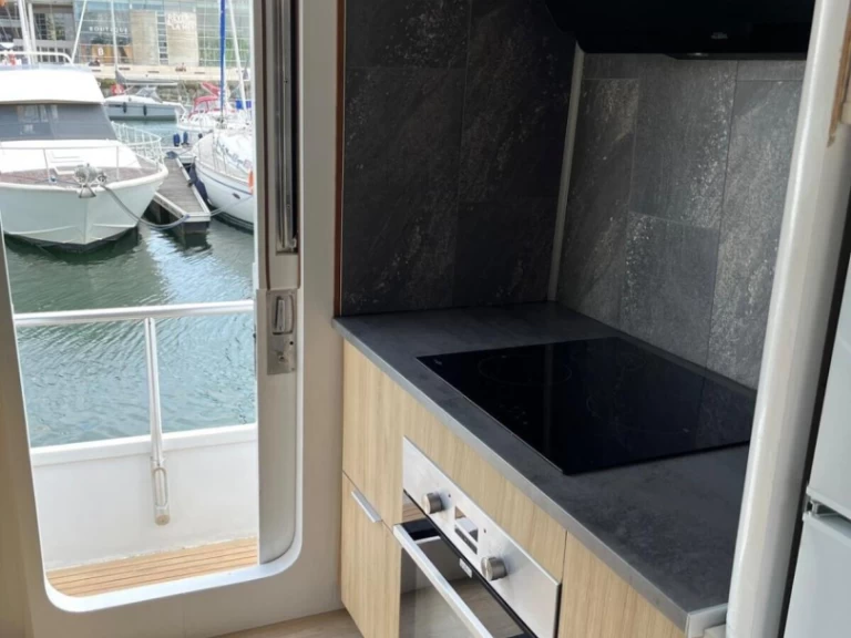 Noleggio barche La Rochelle economico Canados 70