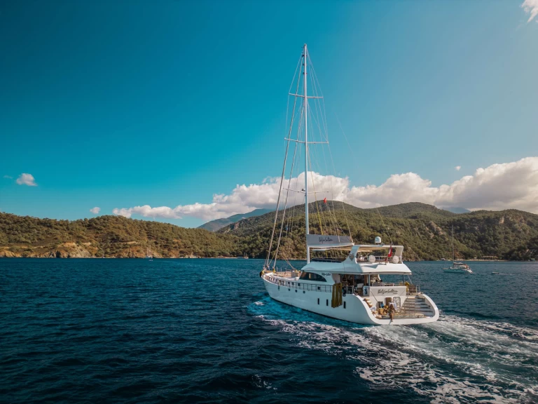 Noleggiare una Custom Belgin Sultan a Fethiye