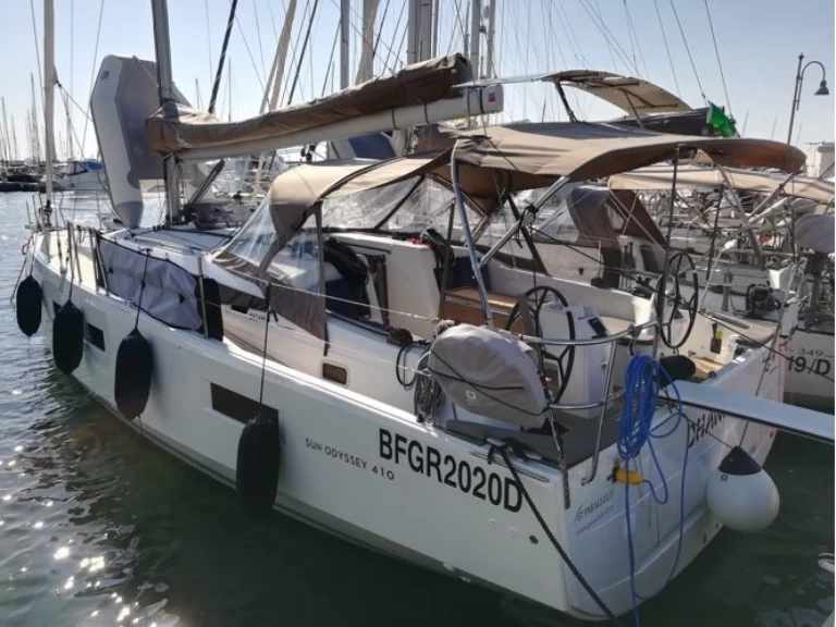 Noleggio a San Vincenzo – Jeanneau Sun Odyssey 410 su SamBoat