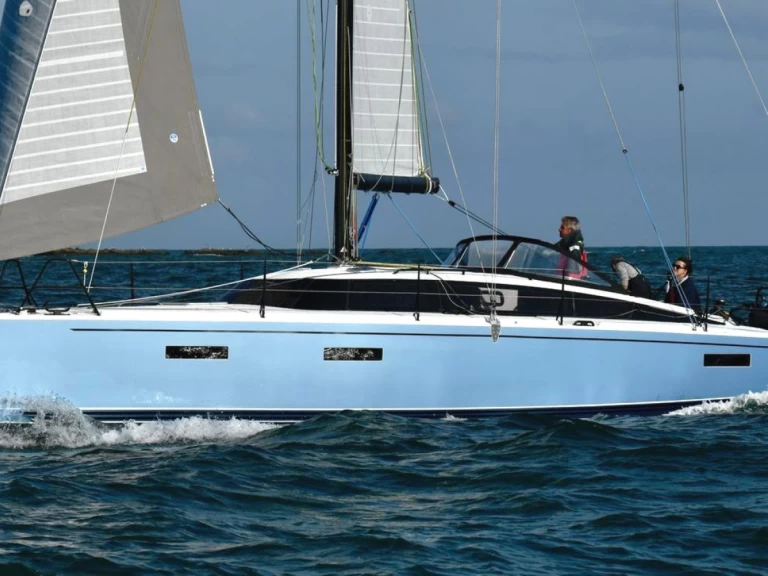 Noleggio Barca a vela Jpk con patente nautica