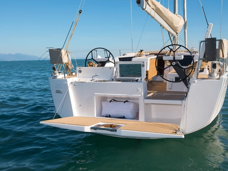 Noleggio Barca a vela a La Trinité-sur-Mer – Dufour Dufour 390