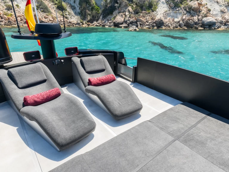 Noleggio Yacht di lusso a Ibiza Town – Pershing Pershing 90