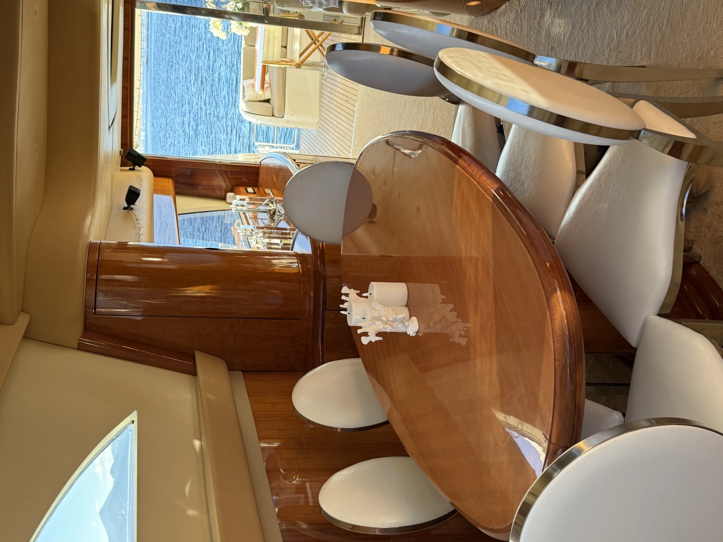 Noleggio Yacht di lusso con o senza skipper Uniesse a Fontvieille