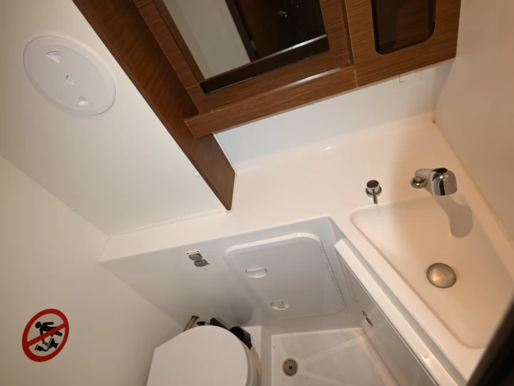 Noleggio barche Lefkáda economico Lagoon 42