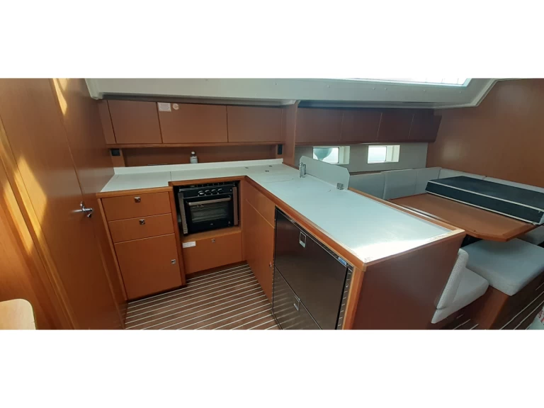 Noleggio Barca a vela Bavaria con patente nautica