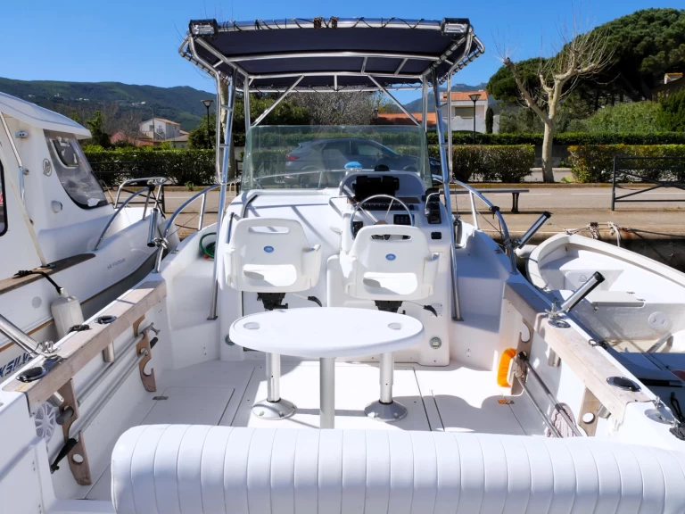 Noleggio Barca a motore a Macinaggio – Sessa Marine Key Largo 23