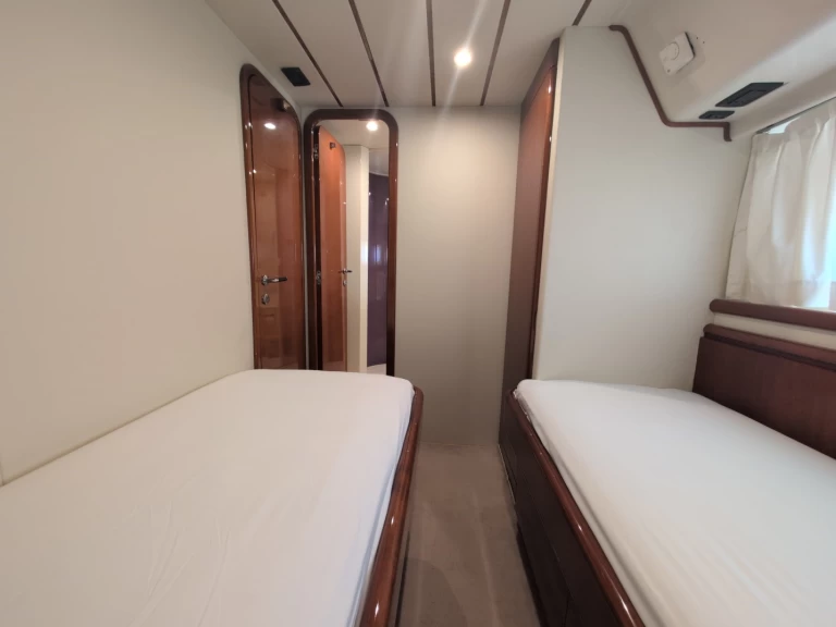 Barca a motore a noleggio a Cádiz al miglior prezzo