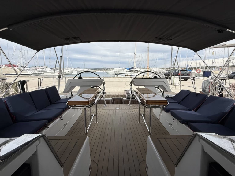 Noleggiare una Hanse Hanse 460 a Zaravecchia (Biograd)