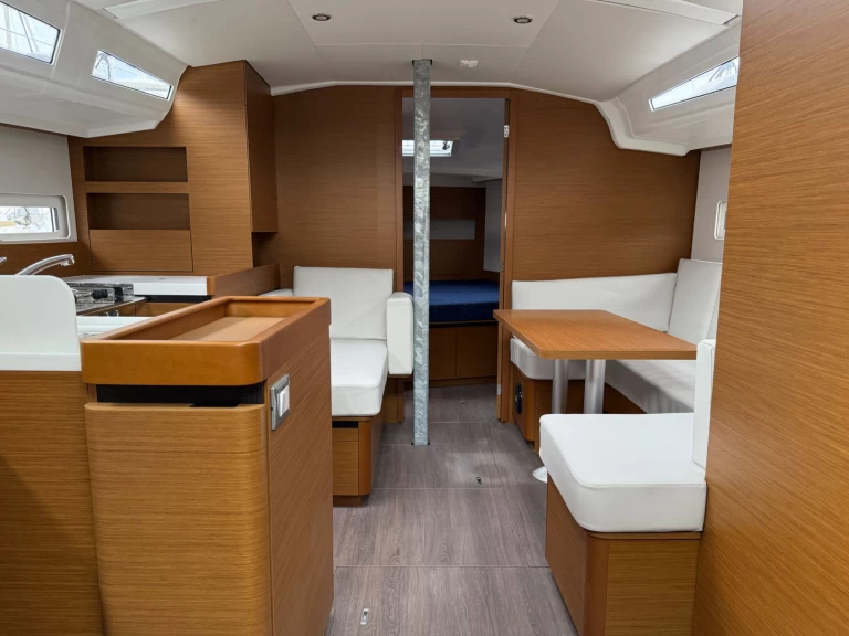 Barca a vela a noleggio a Punat al miglior prezzo