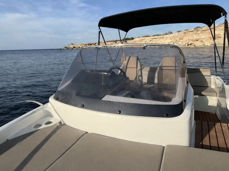Noleggio a Spagna – Quicksilver Activ 605 Sundeck su SamBoat
