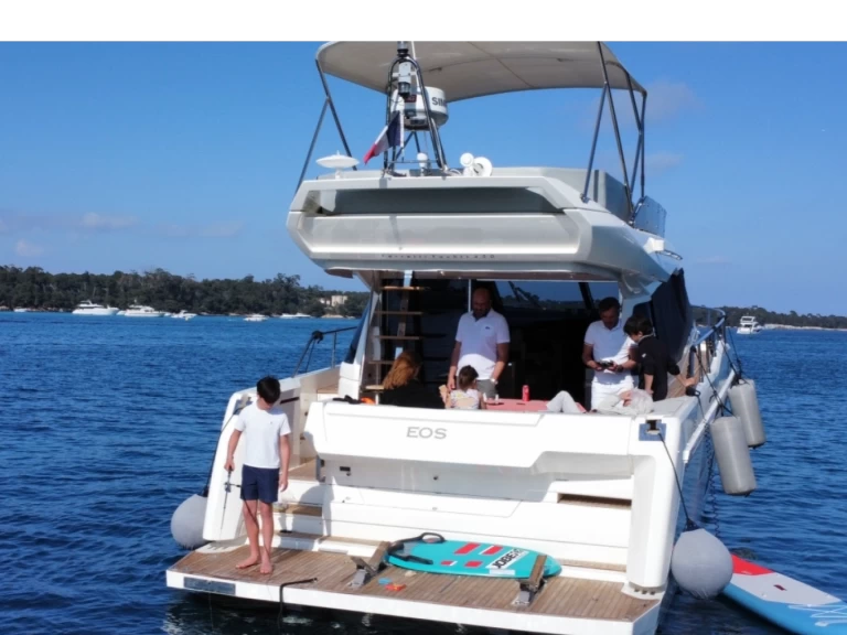 Ferretti 450 FLY da affittare a  La Napoule